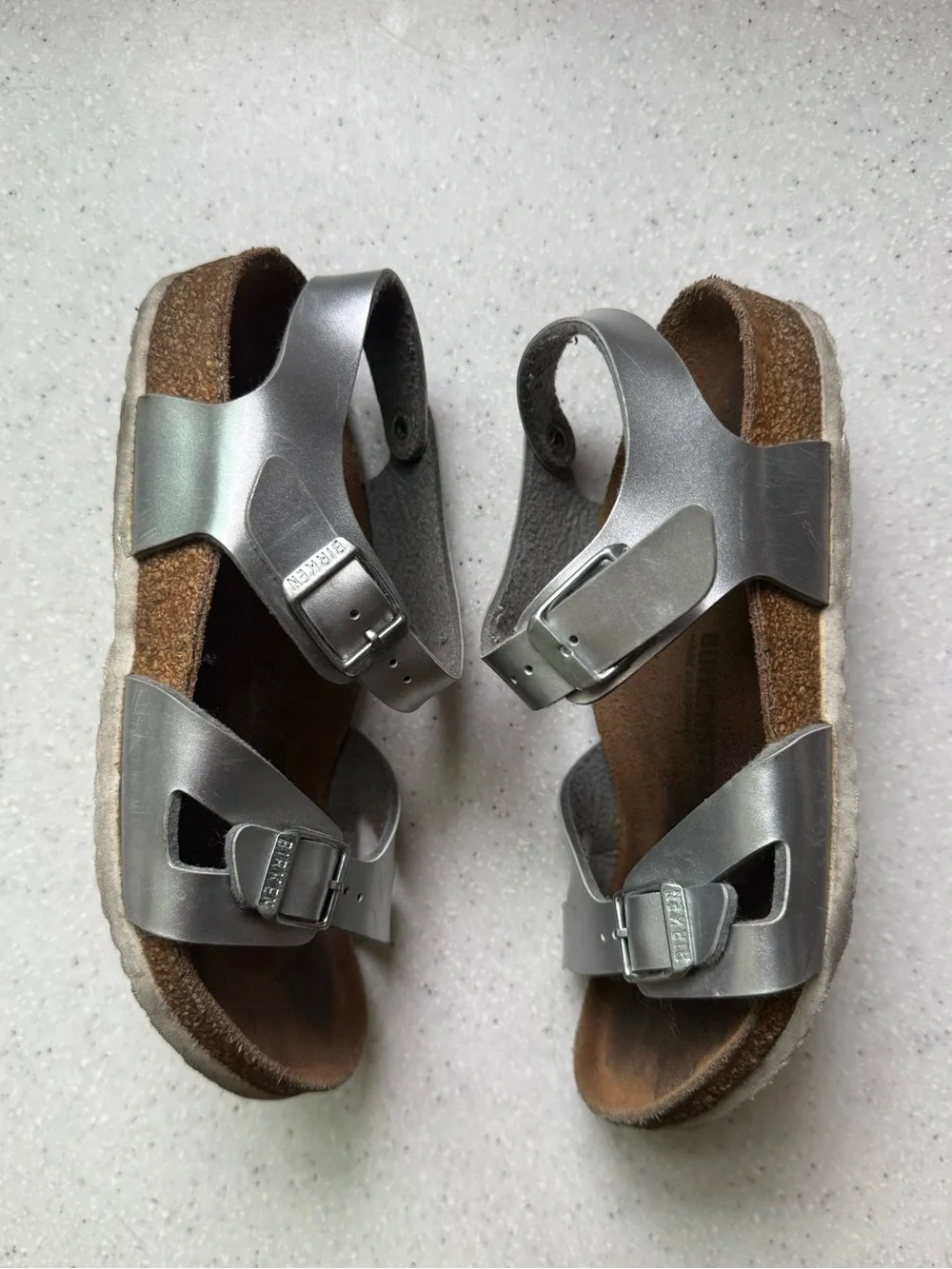 Birkenstock Kids Metallic Silver Double Buckle Ankle-Strap Sandals size 13-13.5
